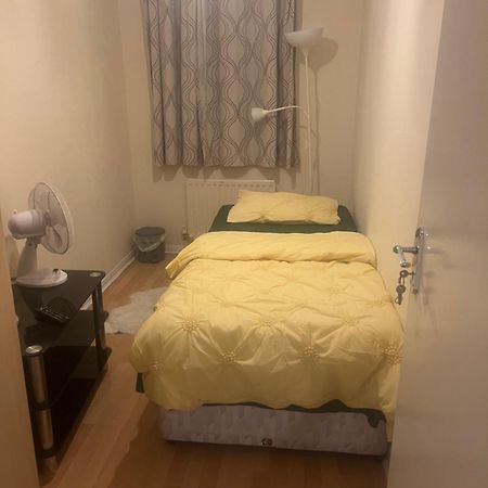 Double Alpha Daire Londra Dış mekan fotoğraf